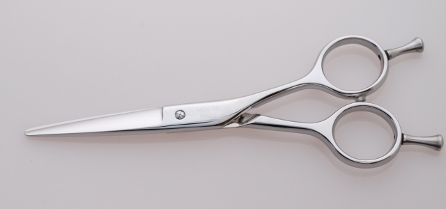 美容師用ハサミ 5インチ【美容シザー通販プレシャス】 商品詳細 美容師