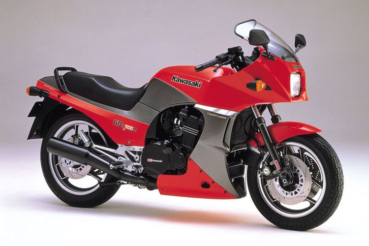 温故知新 初代NInja GPZ900R FOREVER 2「GPZ900R・Ninja大全1 A1〜A6