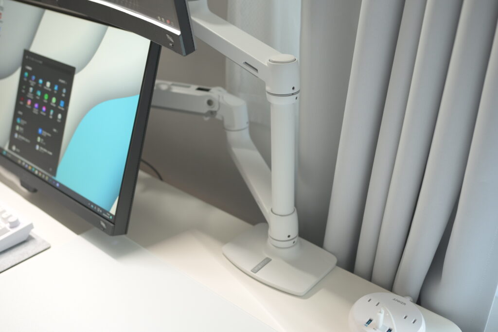 エルゴトロンLX「長身ポール」【レビュー】｜34センチの長身ポールで