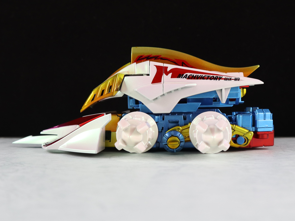 マッハヴィクトリー