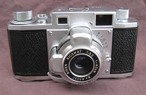 リコーカメラ、理研光学