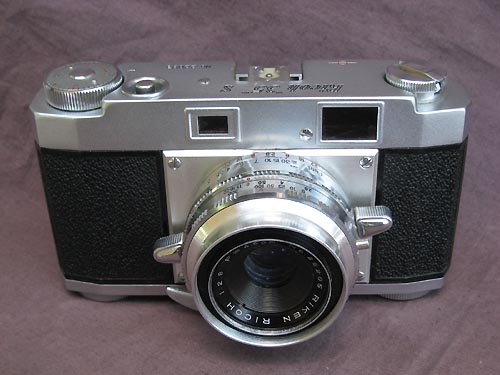 リコーカメラ、理研光学