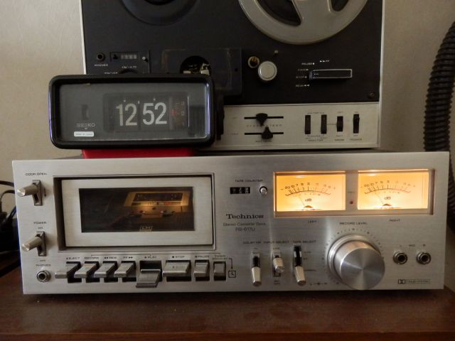 ラジオ・コンポ Technics RS-617U ラジオ・コンポ Technics RS-617U