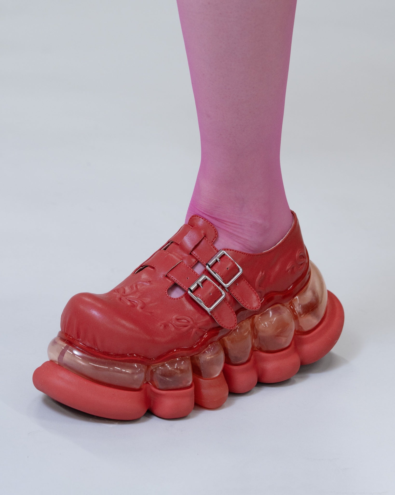 MIKIOSAKABE Mary Jane – MIKIOSAKABE & JennyFax（ミキオサカベ