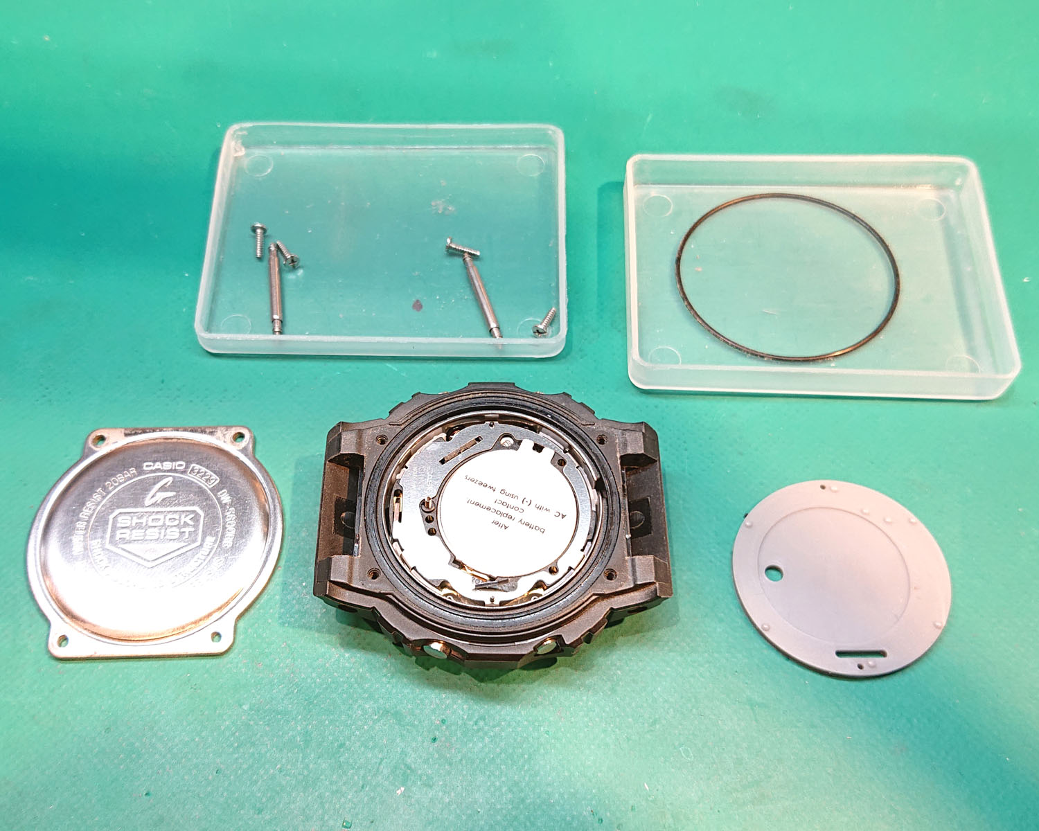 CASIO カシオ G-SHOCK DW-5600BBの電池交換