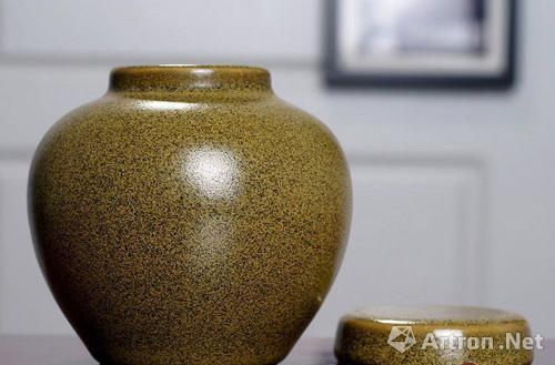 有关茶叶末釉瓷器的收藏