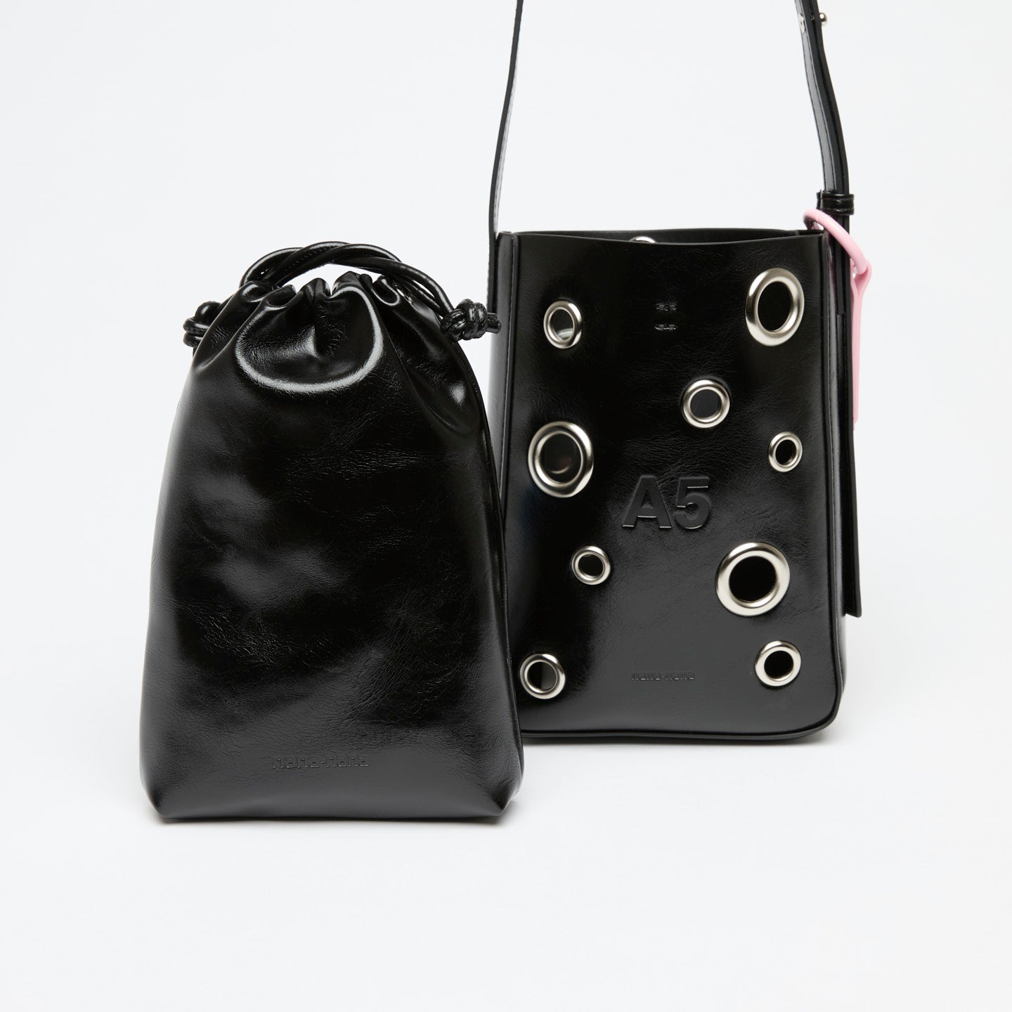 Peephole A5 – nana-nana