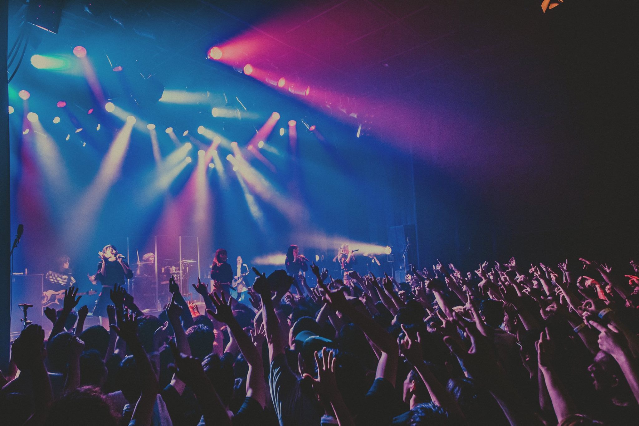 PassCode 2016-2018 LIVE UNLIMITED PREMIUM BOX (Review) – J-Generation