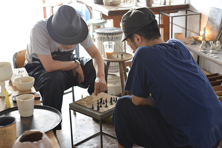 吉田次朗さんのアトリエ訪問 - 原田和明｜二象舎