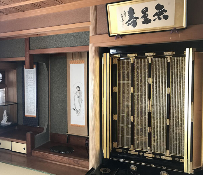 正信念仏偈、出山釈迦図を掛軸に表装 | 相生市