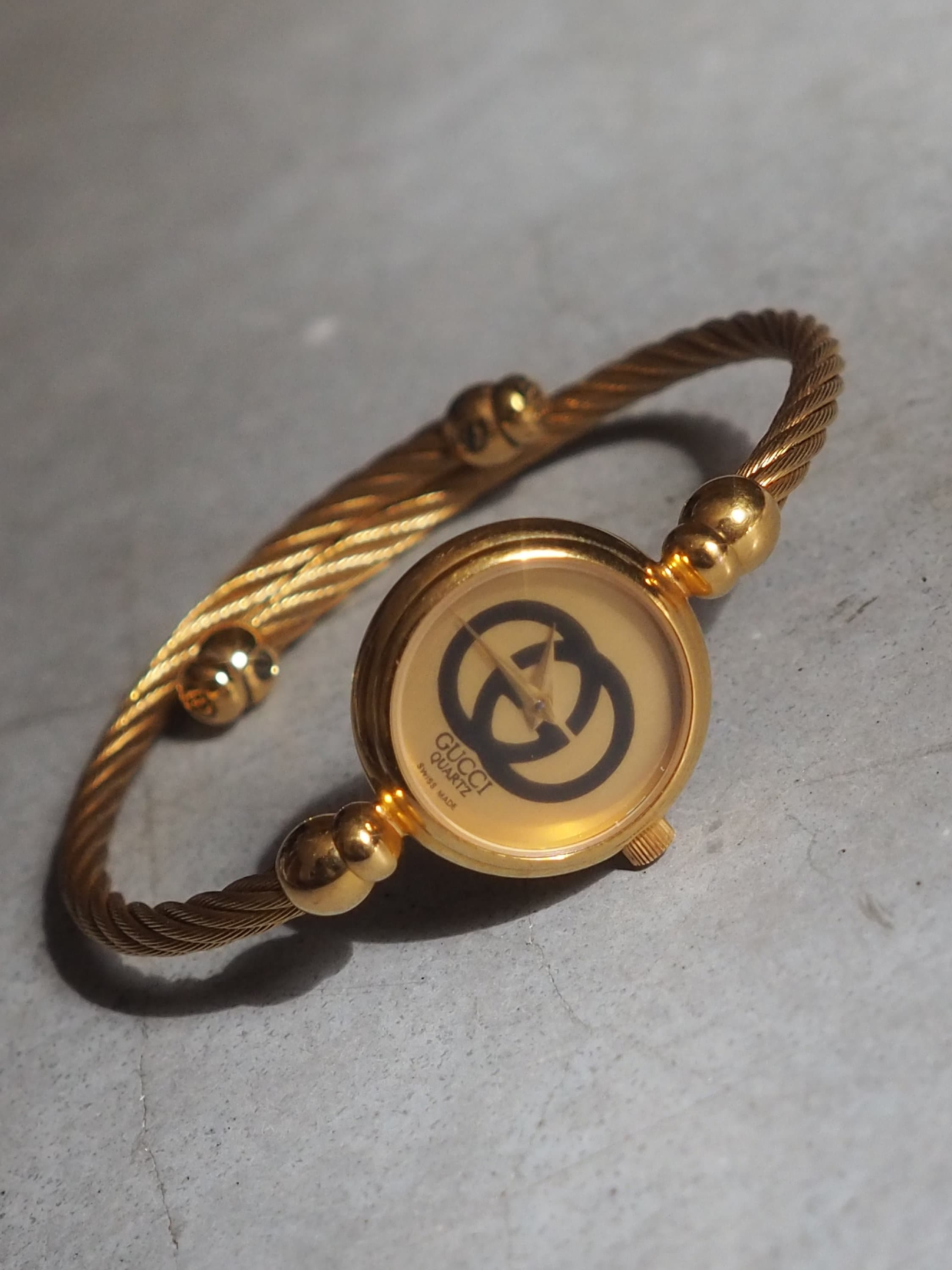 GUCCI グッチ GG バングル ウォッチ 2047L 腕時計 ヴィンテージ レディース