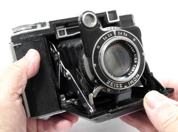 イコンタ スーパーシックス 二つ眼 初期モデル: カメラキッズ通信