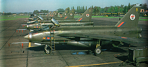 文林堂「E.E./BACライトニング」 - HueyAndDeweyの日記