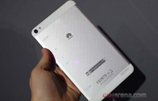 Huawei MediaPad X1 hands-on