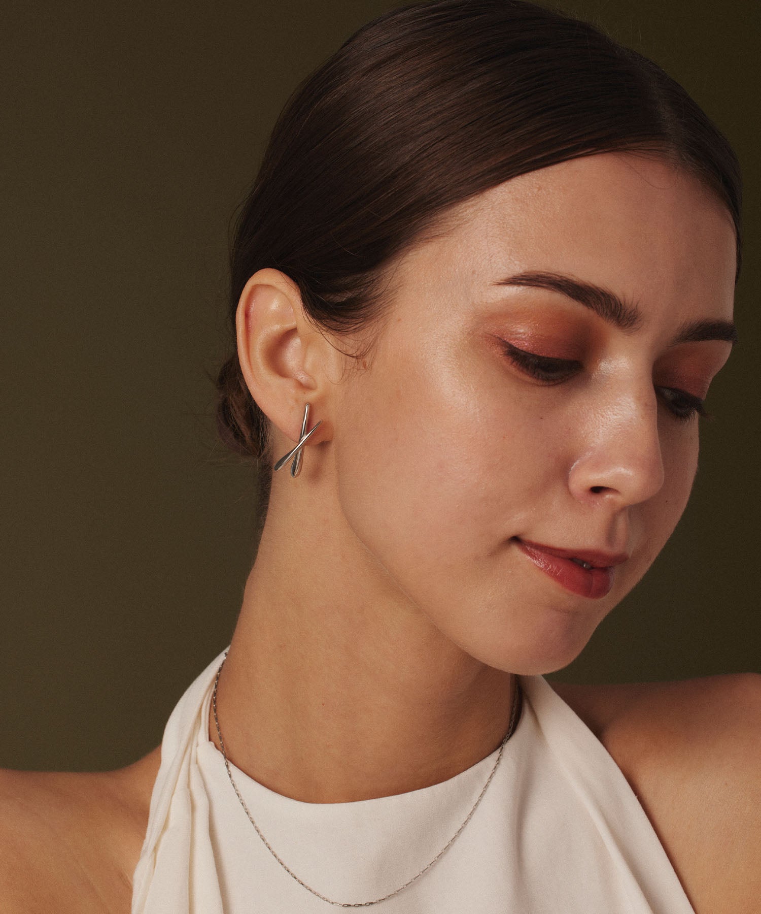 シルバー]アシメクロスピアス