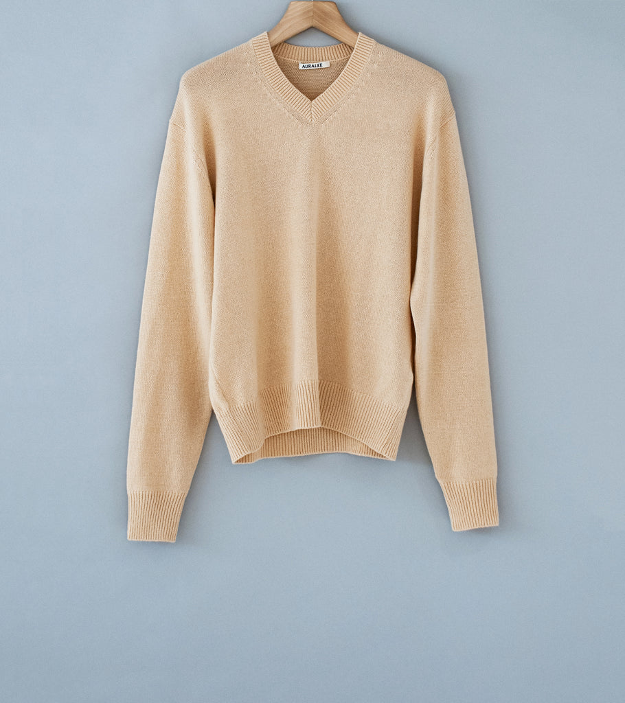 Auralee 'Light Cashmere Knit V-Neck P/)' (Beige) – C'H'C'M'
