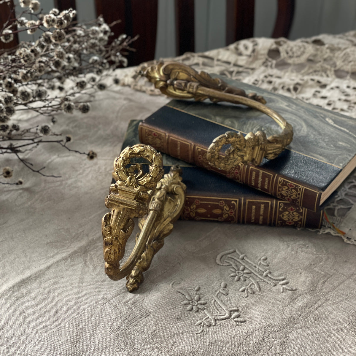 フランス アンティーク オルモル 香水瓶 ホルダー 真鍮 エンジェル