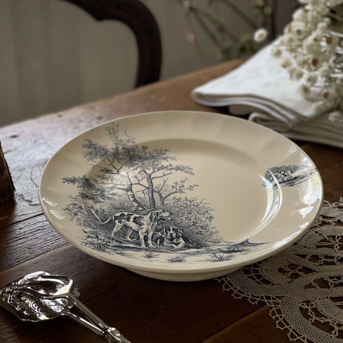 ロンシャン窯 犬の絵柄のコンポティエ（高さ5cm） フランス