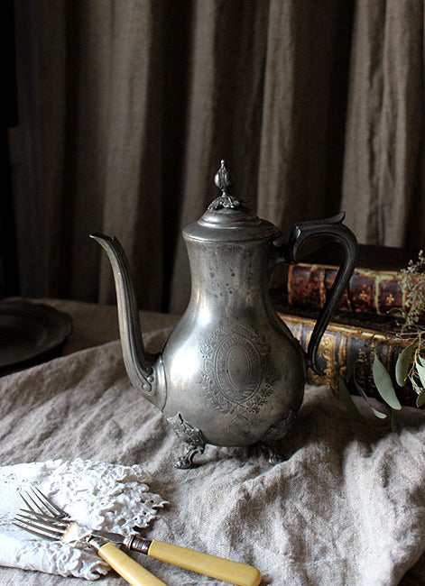味わい深いシルバープレートのティーポット 銀食器 イギリス