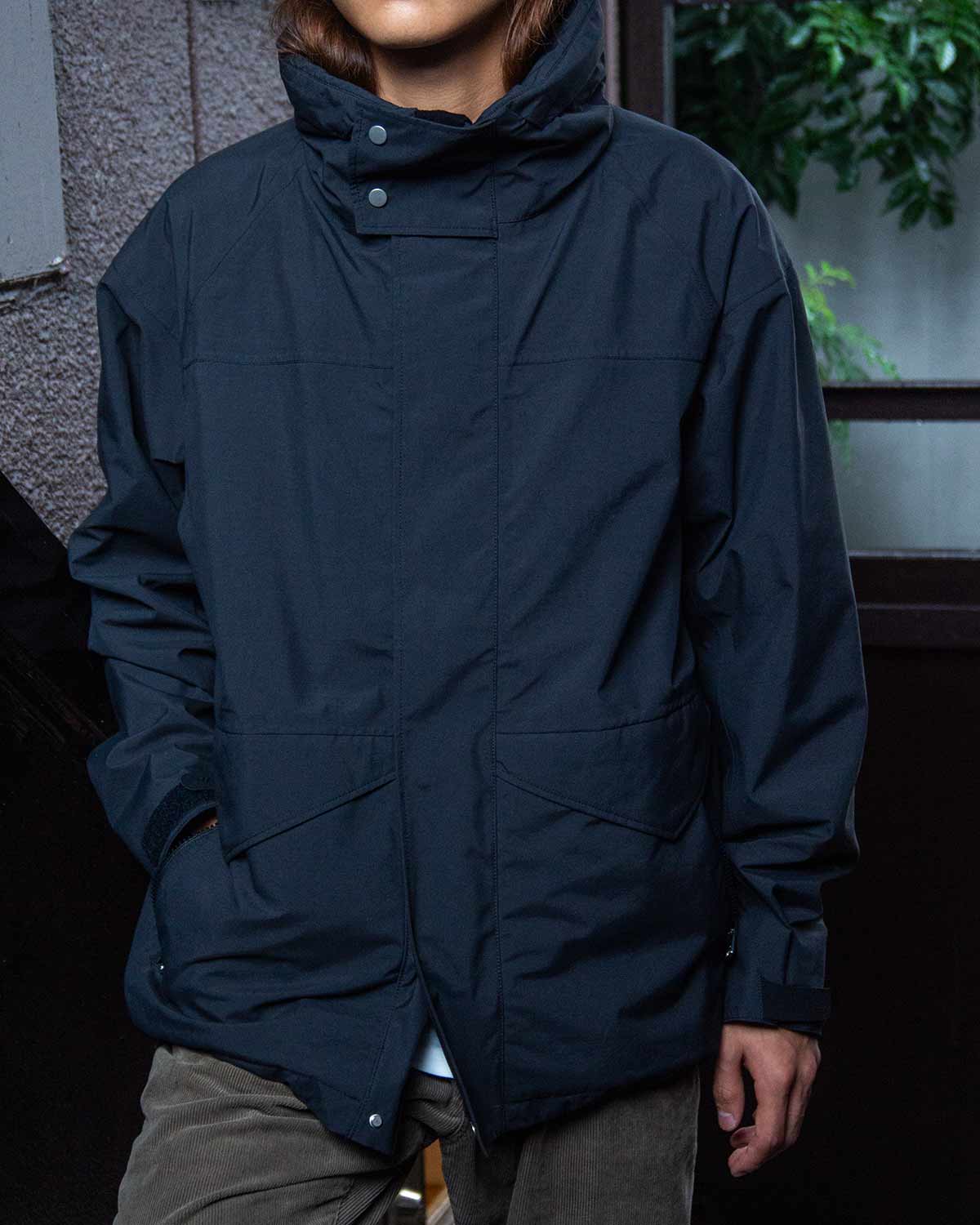 nonnativeのEXPLORER JACKET – COVERCHORD
