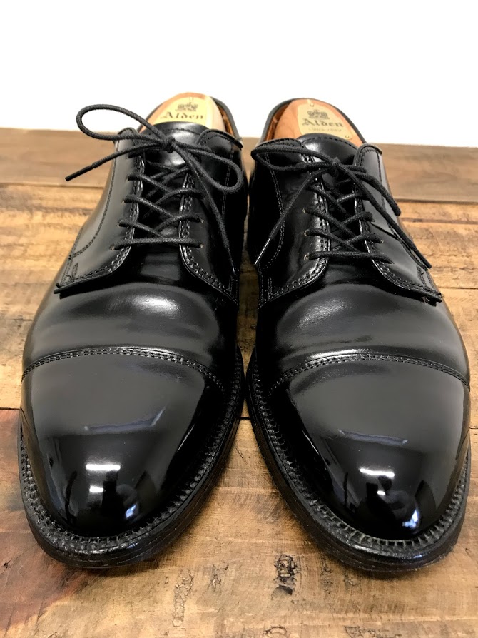 オールデン2161ストレートチップコードバンの靴磨き