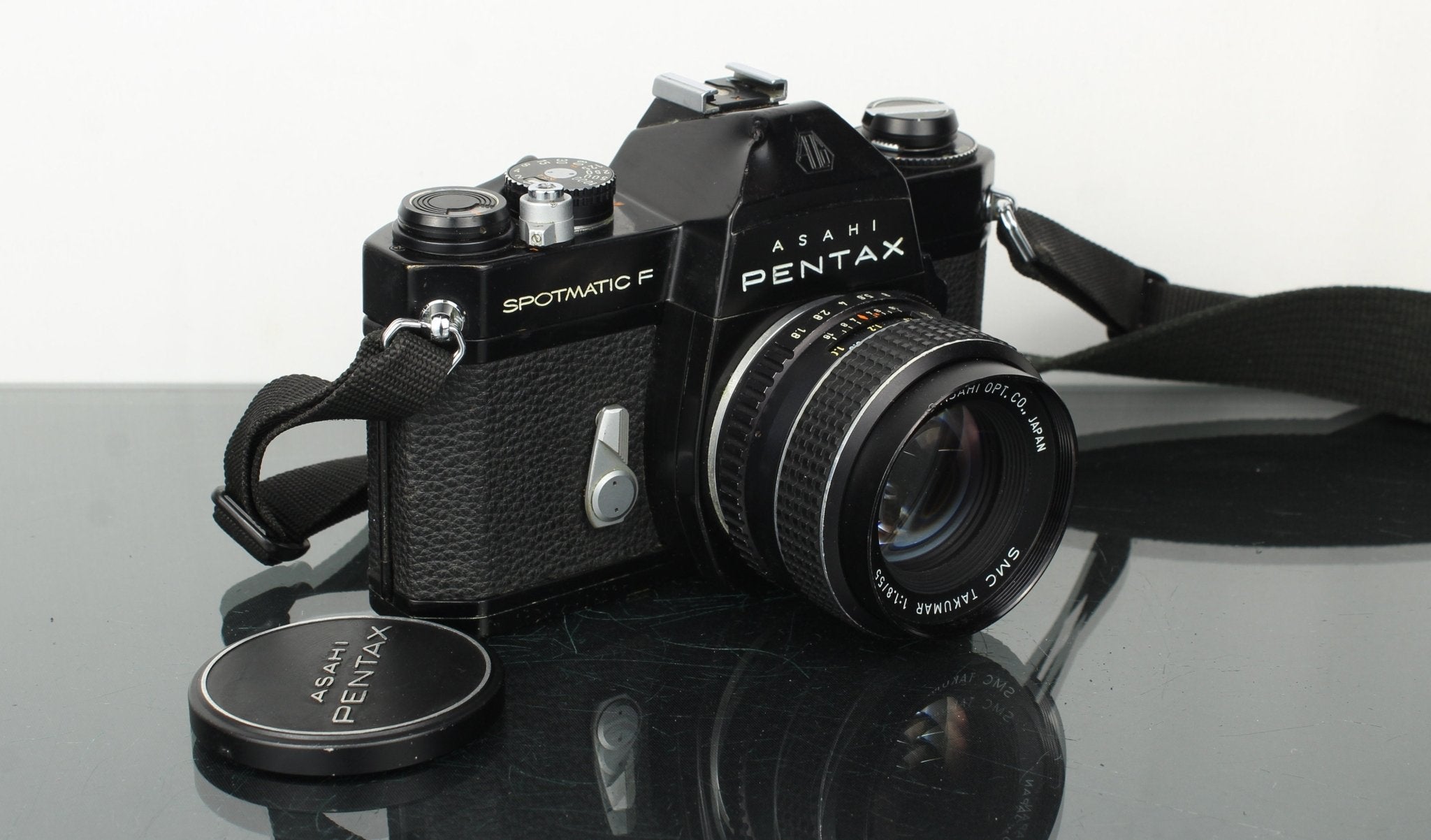 Pentax Spotmatic F + smc Takumar 55mm 1.8 lens – Dutch|Thrift