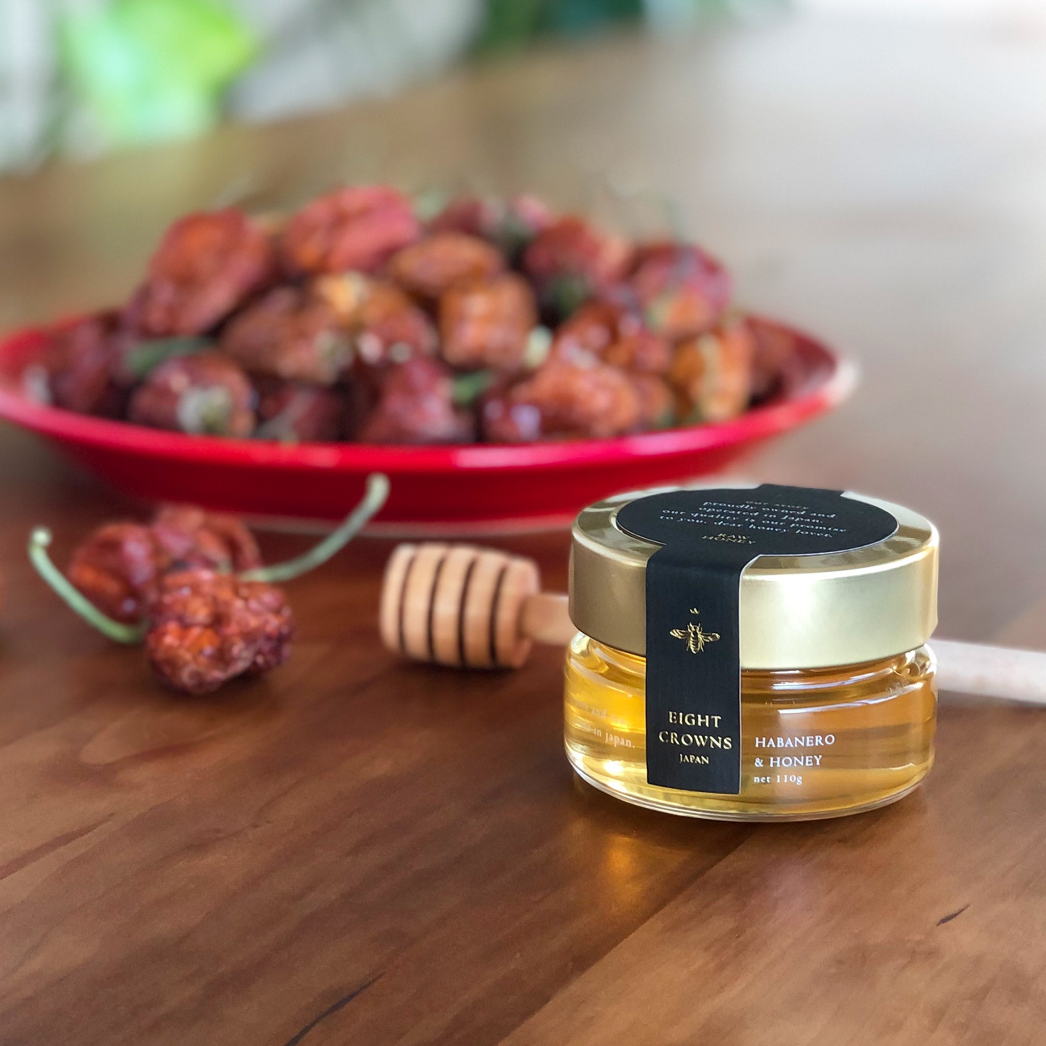 hababnero-honey-on-table.jpg?