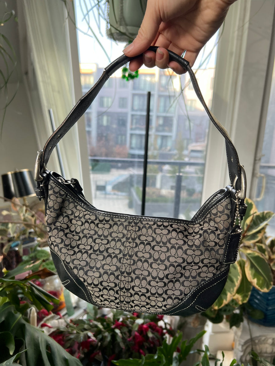 37BAA1EB-AC7C-41BF-887D-