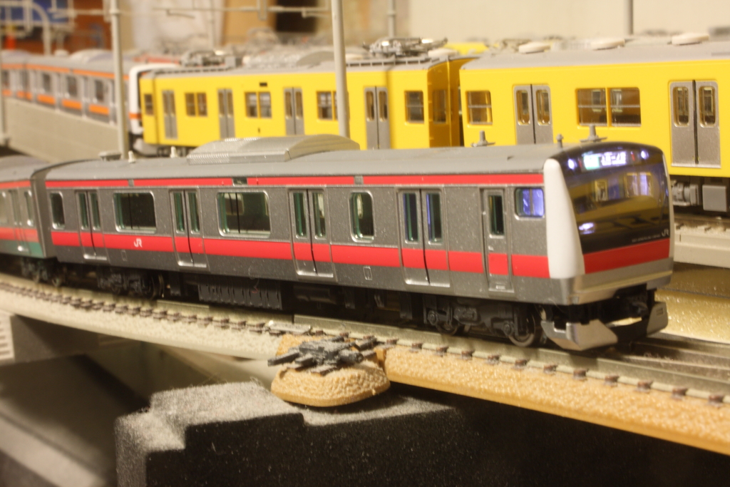 京葉線用のE233系5000番台車が入線: FujickeyのN