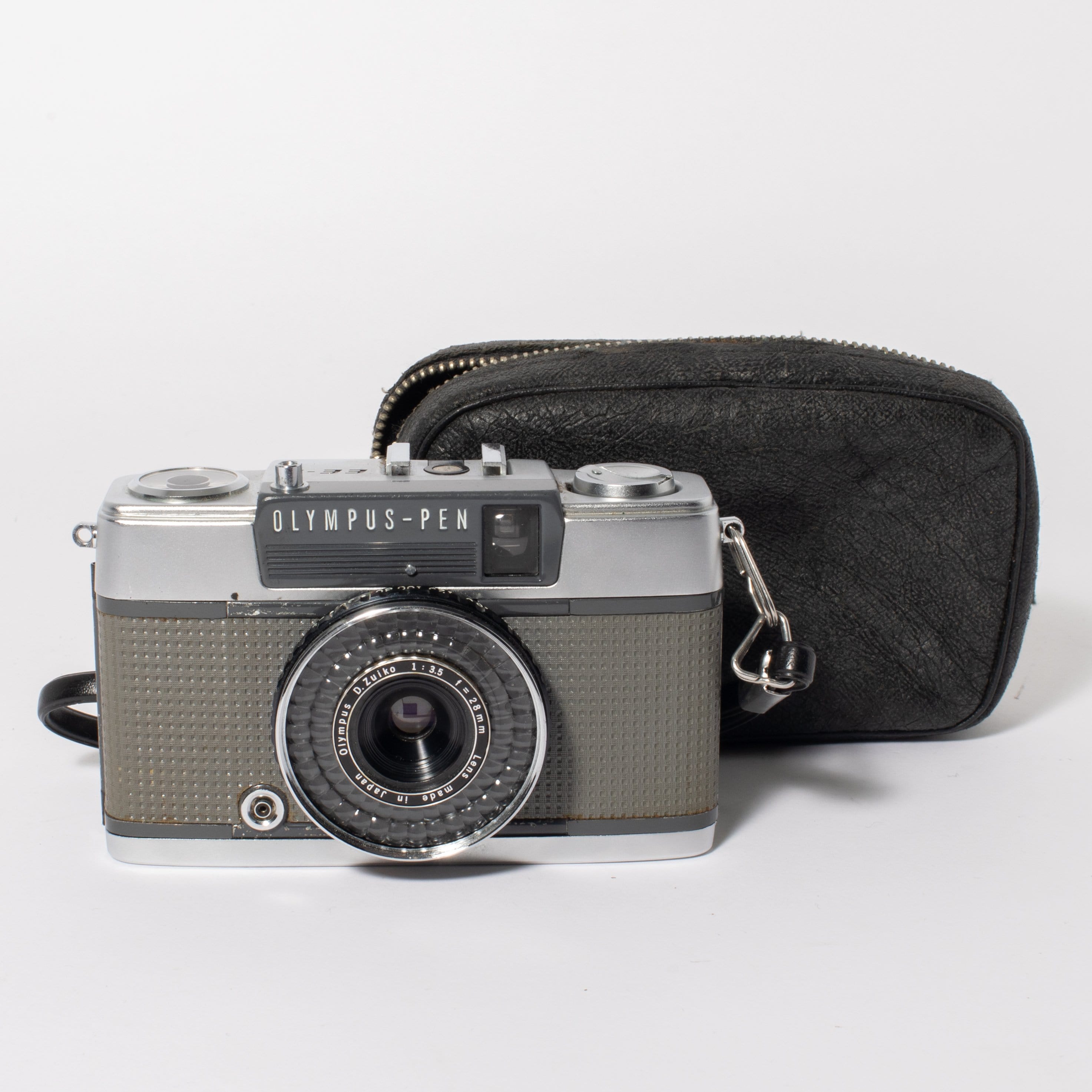 Olympus Pen EE-2 with Bag – Film Supply Club