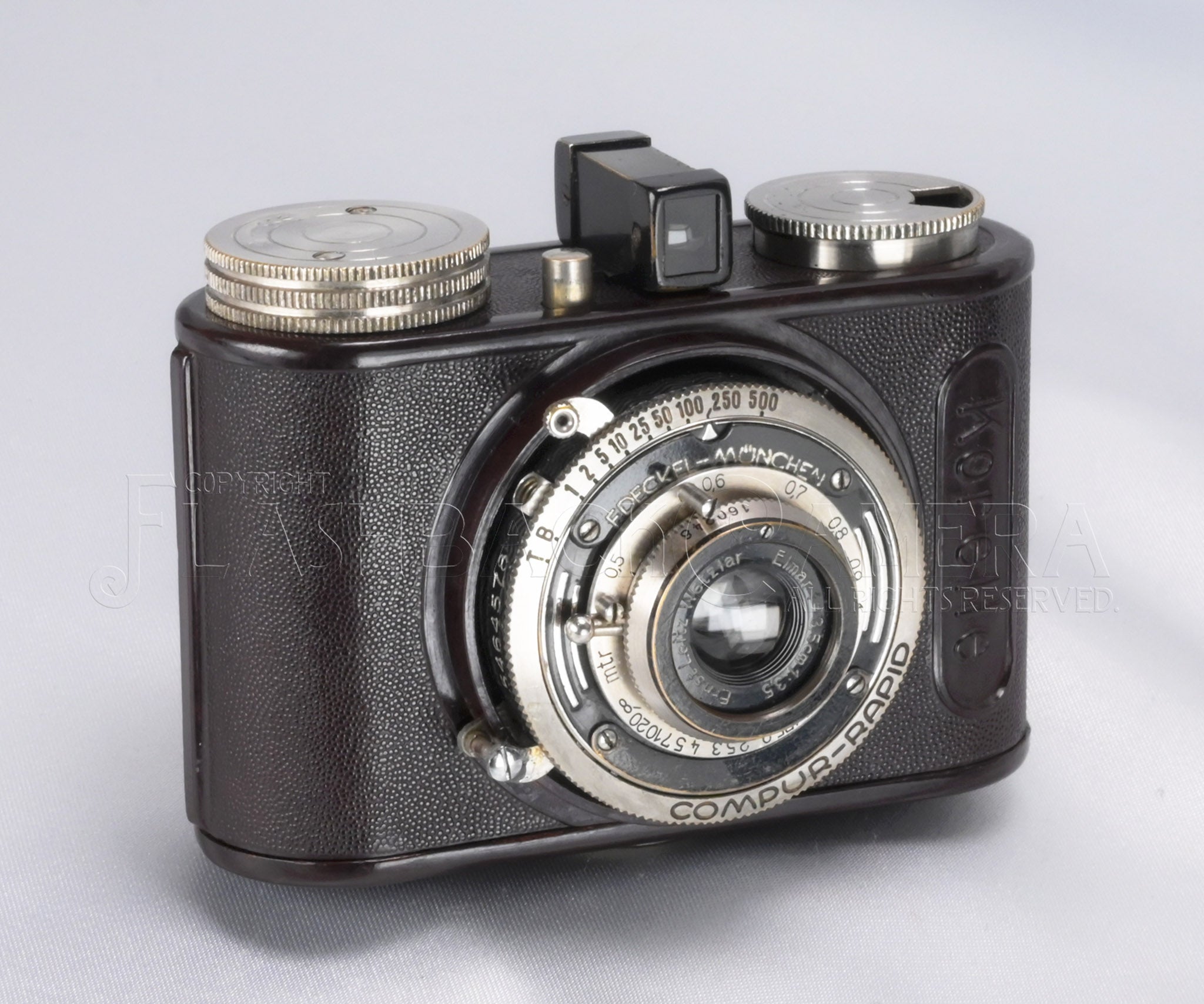 Korelle K – FLASHBACK CAMERA