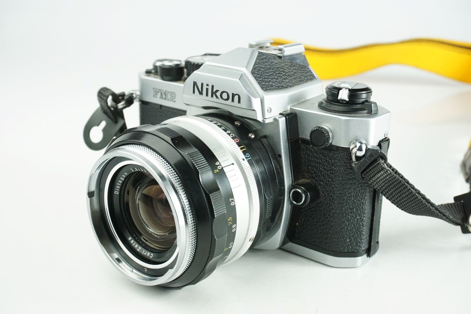 Carl Zeiss Distagon 32mm F2.8 Contaflex 126 lens converted