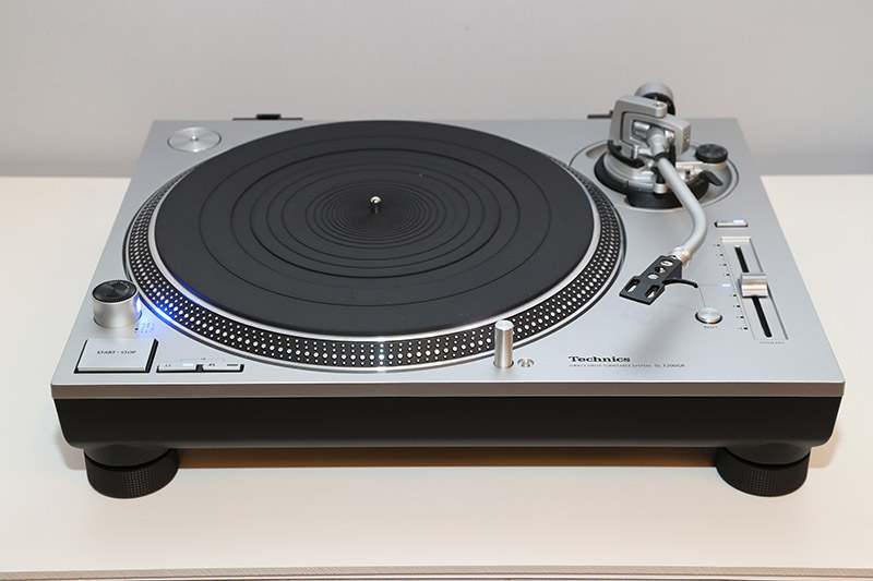 Technics、新ターンテーブル「SL-1200GR」。新アンプ・スピーカーも