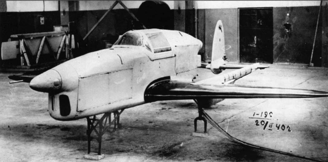 Moskalev SAM-13: Experimental Soviet fighter with a push/pull