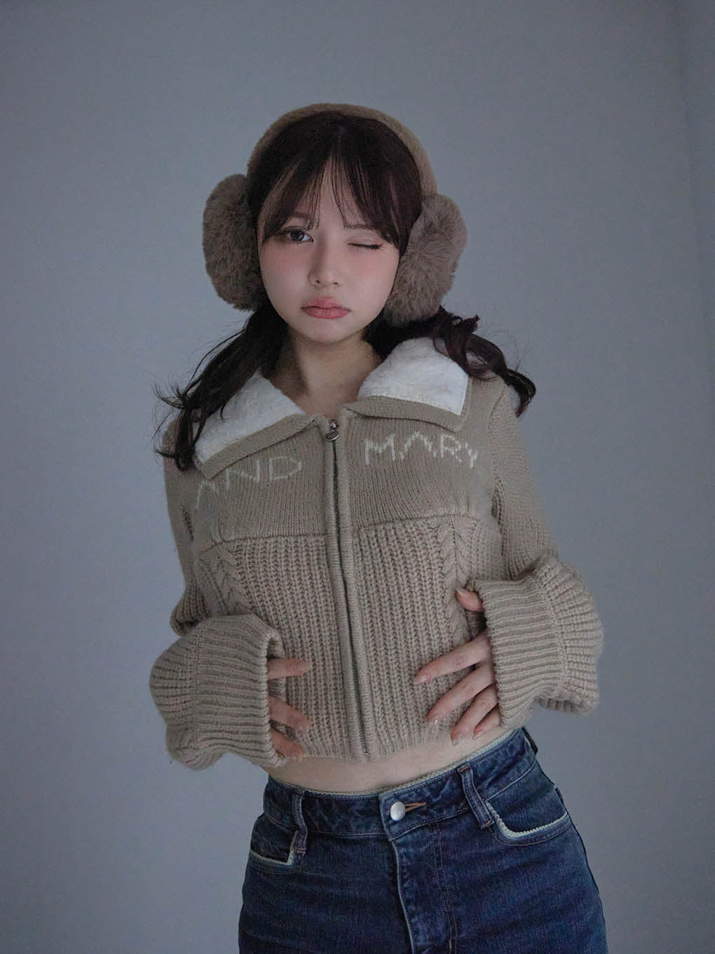 ANDMARY】Mary logo zip tops