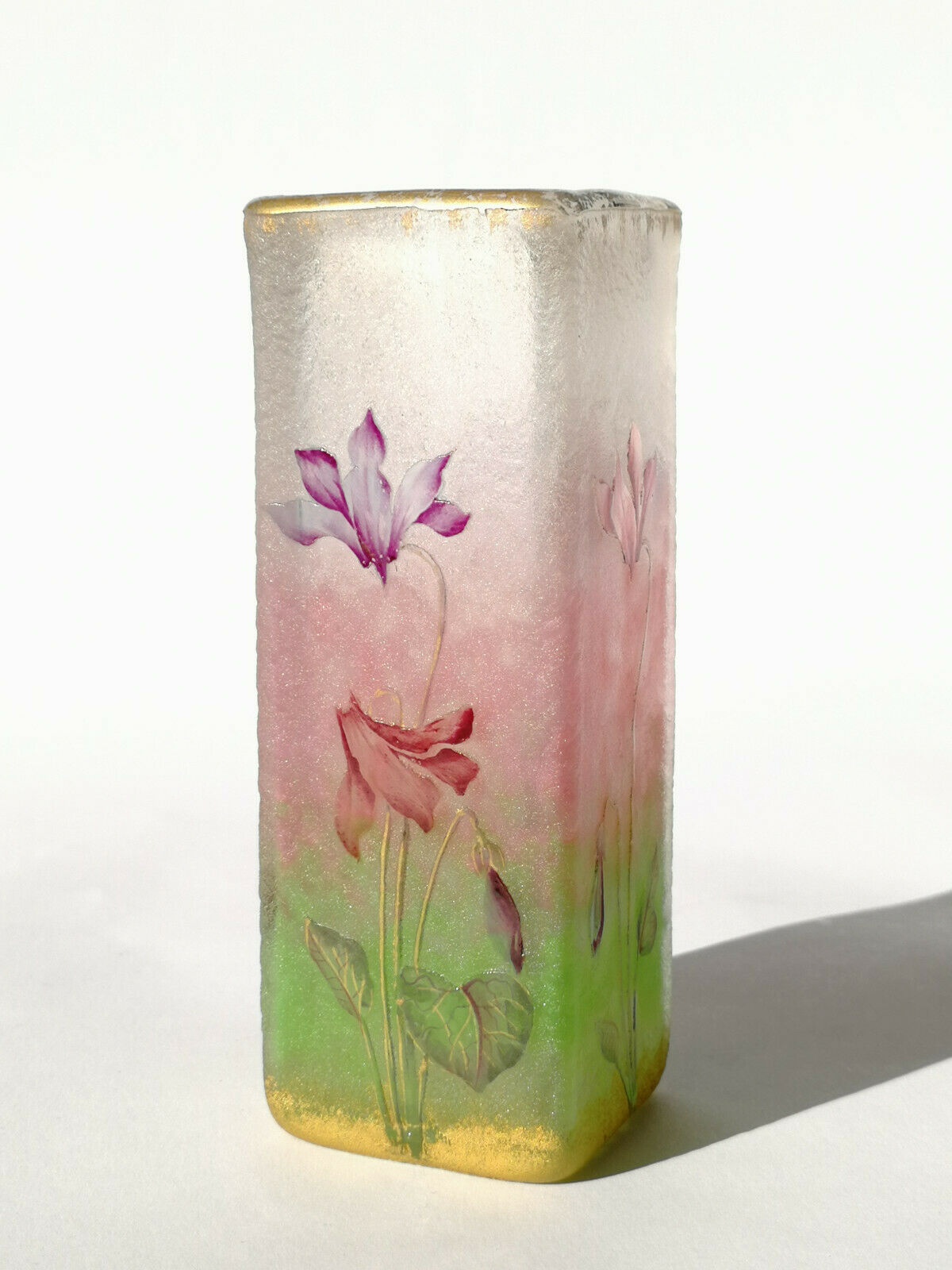 ドーム兄弟（ドームナンシー）シクラメンの花の花瓶 – アンティーク