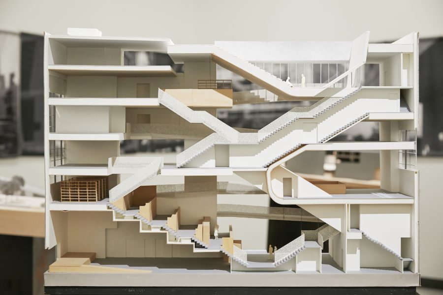 Interview スティｰブン・ホｰル 「建築の本質は自由だ」 | BEYOND