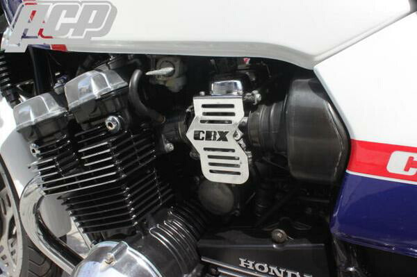 CBX400F用 ロゴ入り メッキ キャブサイドカバー – バイクマン