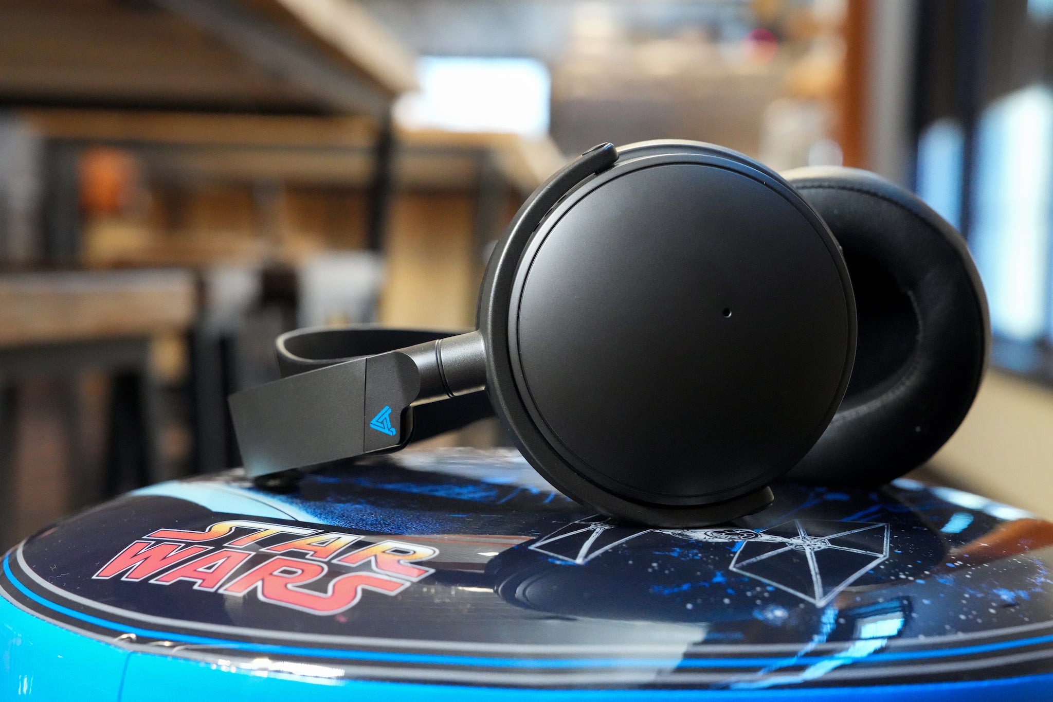 Remaster or Remake? | Audeze Maxwell Review – Bloom Audio