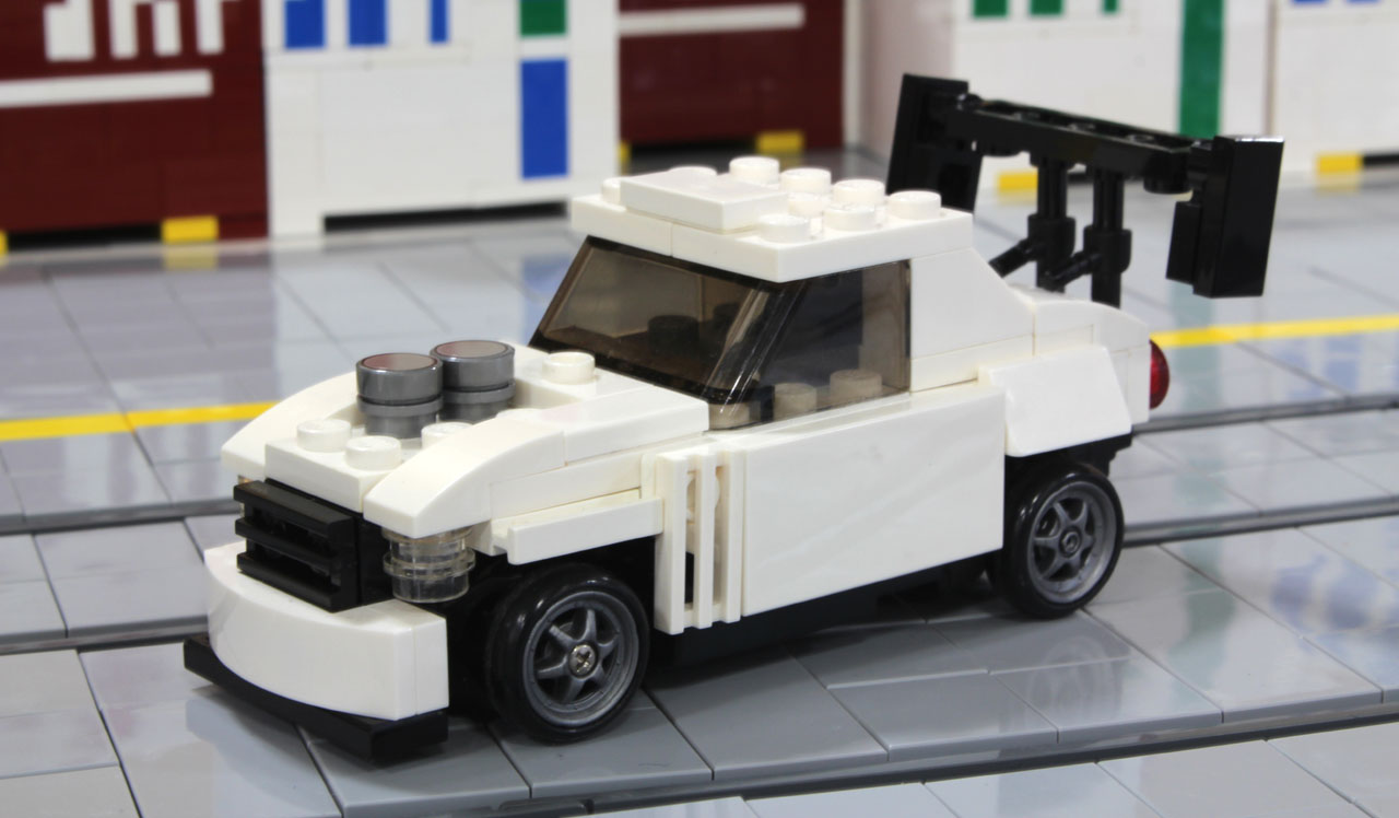 Stay 4-Wide And Drift On：ドリパケナノ×レゴの最新マシンメイク - 4