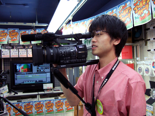 ただ今人気の商品 カムコーダーサポート VCT-SP2BP ご紹介 - ツクモ