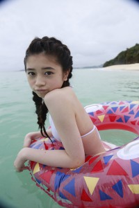 桜田ひより1st写真集「ひより日和。」発売！！ | B.L.T.web