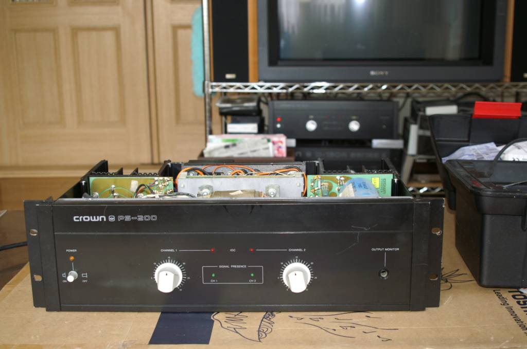CROWN PS-200 パワーアンプ Crown PS-200 Power Amplifier | eBay