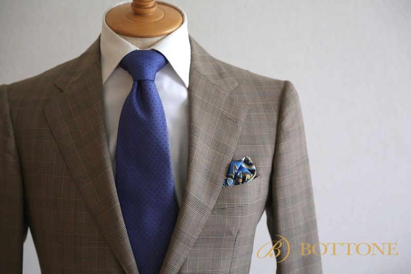 グレンチェックスーツの着こなし 合うネクタイは？色や柄など