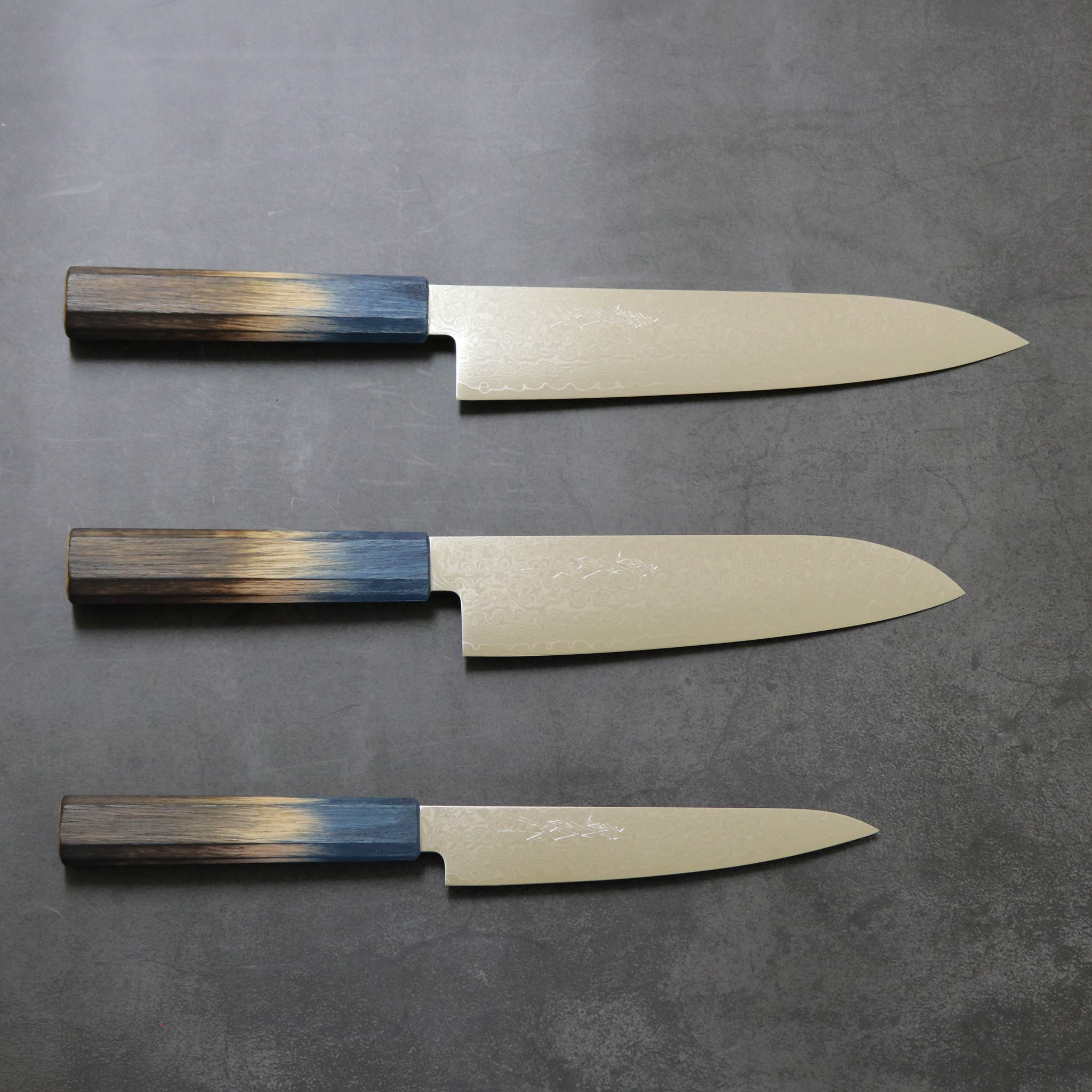 山脇刃物製作所｜堺打刃物の高級包丁（ダマスカス67層／三徳・牛刀