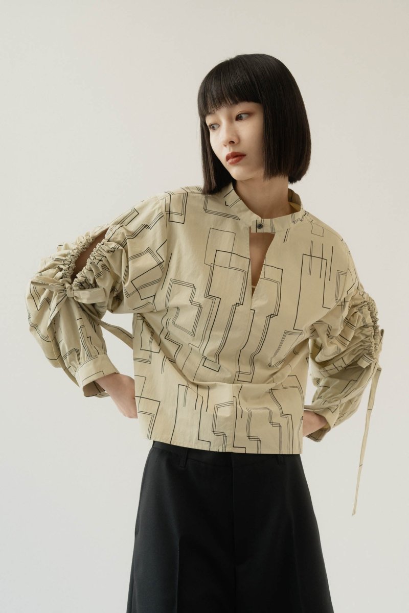 shirring sleeve pattern blouse/2color | KNUTH MARF