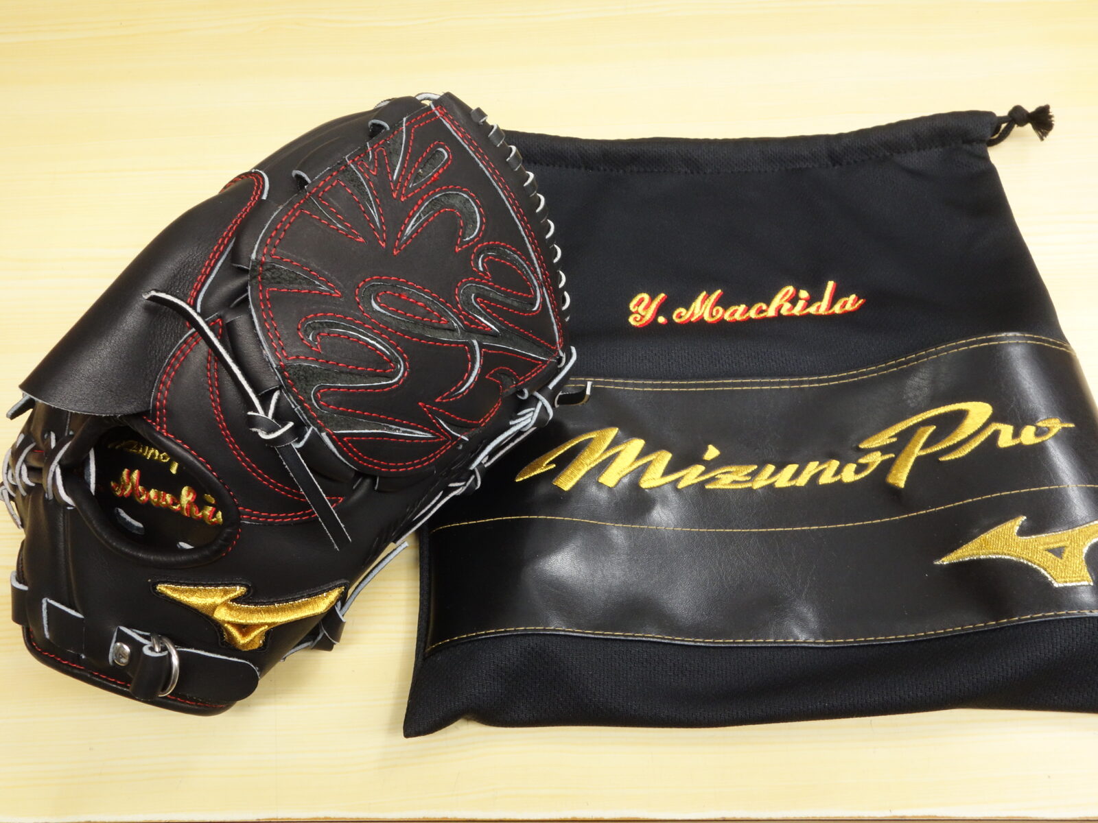 Y.Machida 様 硬式用 ミズノプロ オーダーグラブ 投手用（石川モデル