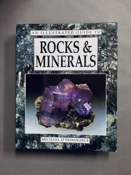 AN ILLUSTRATED GUIDE ROCKS & MINERALS 鉱物の図鑑 洋書 – 古書ドリス