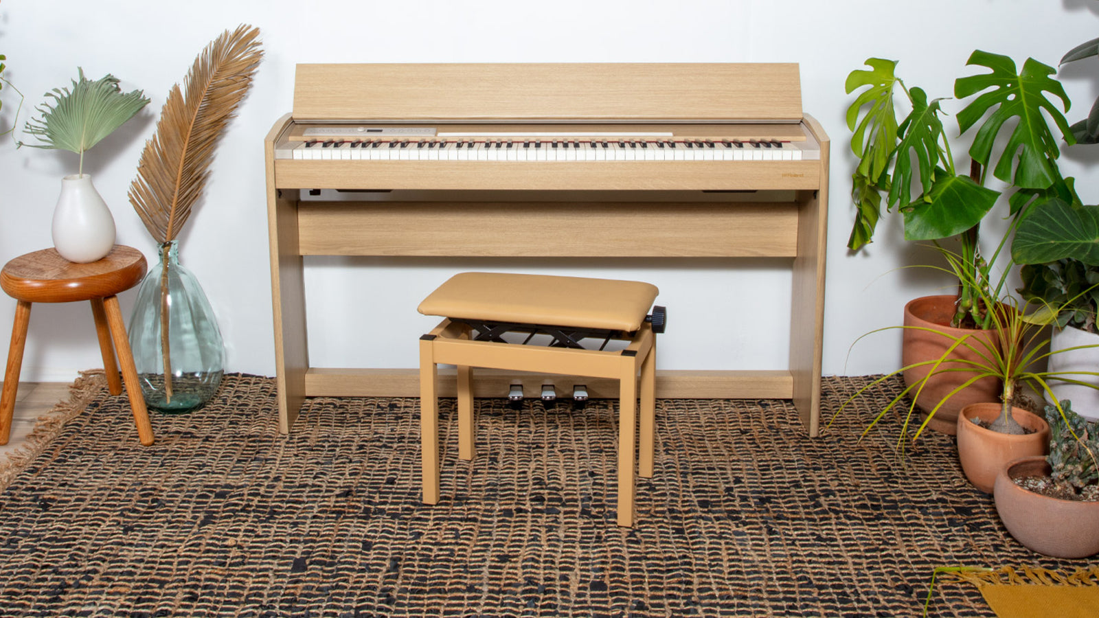 Roland F701 Digital Piano – Kraft Music