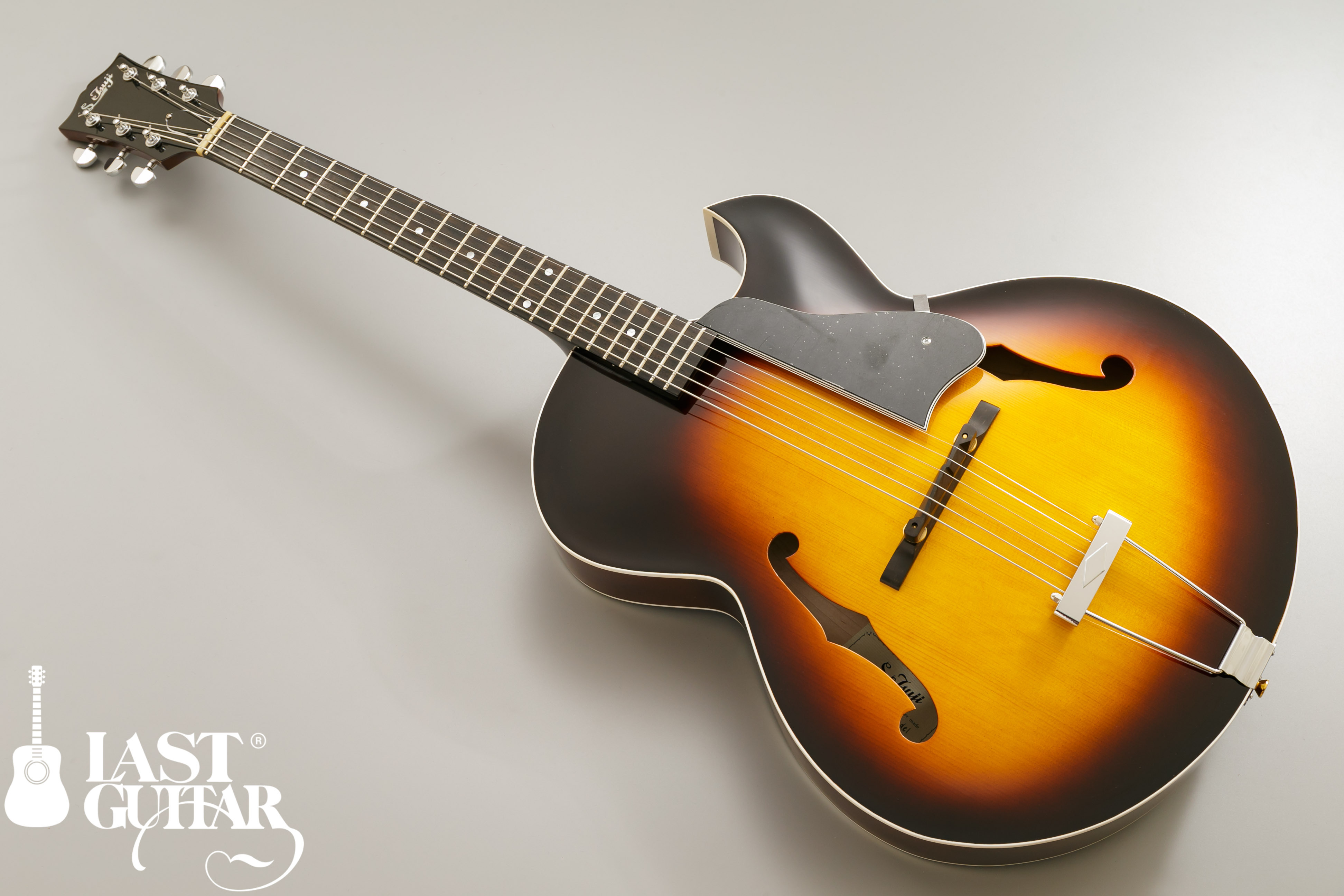 鈴木バイオリン製作】 P-20 アーチトップギター 60年代製造 鈴木